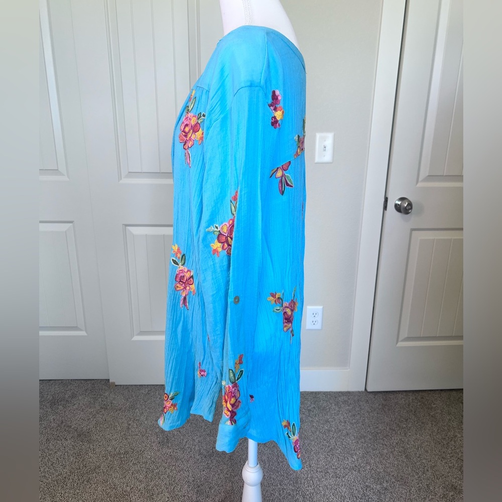 Figueroa & Flower Fig Blue Gauzey Embroidered Button up Top Sz 2x - Picture 3 of 11